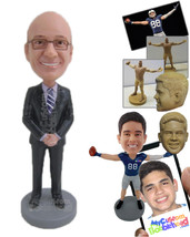 Personalized Bobblehead Father Of The Bride Wearing Formal Outfit - Wedding &amp; Co - £66.49 GBP