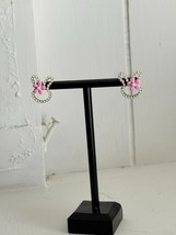 Adorable bunny head pearl outline with pink bow studded earrings - £6.07 GBP