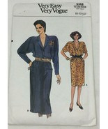 Vintage Very Easy Vogue 9368 Womens Sewing Pattern Dress 8 10 12 Uncut - £19.74 GBP