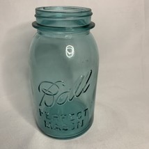 Vintage Aqua Ball Perfect Mason 1 Quart Canning Fruit Jar - £6.17 GBP