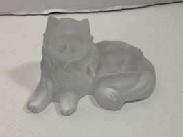 Vintage Lenox Fine Frosted Crystal Cat Figurine Laying Cat Stamped 1996 - $15.59