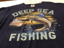 Fruit of the Loom Blue Deep Sea Fishing Heavy Cotton T-Shirt Size Large USA - £13.90 GBP