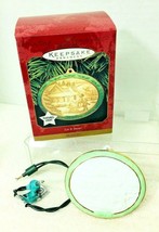 1999 Let it Snow Lighted Hallmark Christmas Tree Ornament MIB Price Tag - $9.89