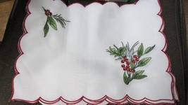 &quot;&quot;PINEBERRY TABLE RUNNER +++ 4 PLACEMATS&quot;&quot; - NEW - RED EDGING - £7.77 GBP