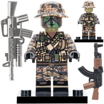 Vietnam War US Jungle Camo Grunt with Rifle 1pc Minifigure - $3.99