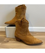 FRENCH CONNECTION Vegan Suede Slouchy Bootie Carrie Great Condition Size 9M - $24.75
