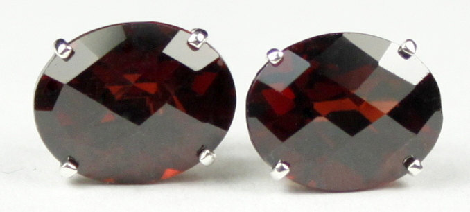 SE102,  10x8mm Mozambique Garnets, 925 Sterling Silver Post Earrings