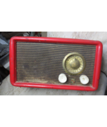 Vintage AIRLINE Tube Radio model 84-HA-1528 powers on painted Red - $51.41