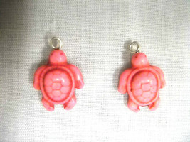 Honu Sea Turtle Lt Baby Pink Color Howlite Dangling 2 Sided Charm Drop Earrings - £3.21 GBP