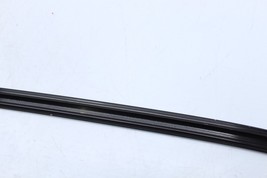 07-13 MERCEDES-BENZ W221 S600 WINDSHIELD RIGHT PASSENGER SIDE TRIM MOLDING E4589 image 7