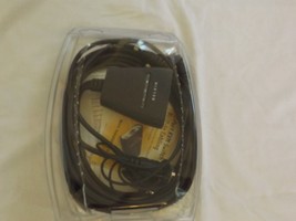 BELKIN 2 PORT KVM SWITCH W/BUILT IN CABLING 8 FT HOT KEY SWITCHING IOP - $4.49