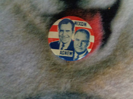 Vtg 1968 Richard Nixon Agnew Presidential Campaign Political Pin Button 1 1/8&quot; - £3.10 GBP