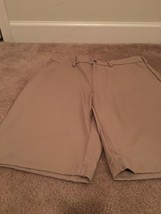 1 Pc Ben Hogan Performance Men&#39;s Khaki Flat Front Shorts Zip Button Size 32 - $47.22