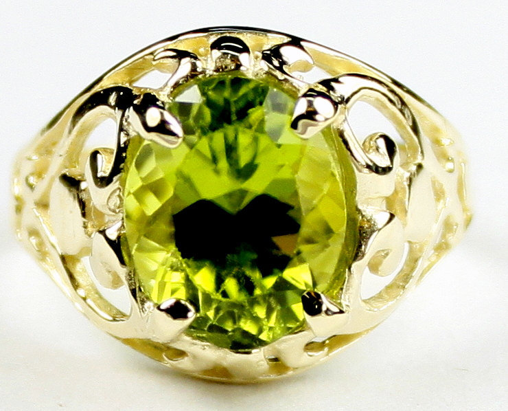 R004, Peridot, 10KY Gold Ring