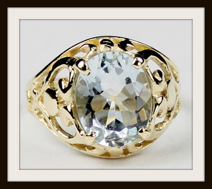R004, Aquamarine, 10Ky Gold Ring