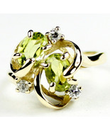 R016, Peridot, 10Ky Gold Ring - £207.20 GBP