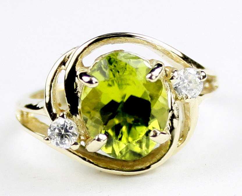 R021, Manchurian Peridot, 10KY Gold Ring