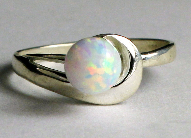 SR340, 6mm Created White Opal, 925 Sterling Silver Ring