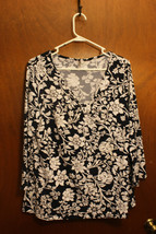 White Stag Women&#39;s Black &amp; White Floral 3/4 Sleeve Top - Size XL - £9.43 GBP