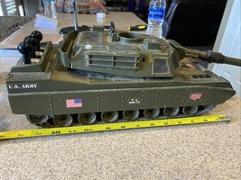 VTG GIJoe US Army Tank 2HQ-12 Hasbro Plastic Battery Operated Toy&quot;Tested... - £9.03 GBP