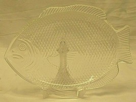 Ocean Fish Clear Glass Plate Scaled Textured Bottom Nautical Sea Tablewa... - $32.66