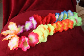 Colorful Lei Fake Rainbow Flower Costume Accessory - £3.91 GBP