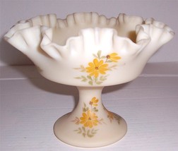 Fenton Custard Large Ruffled Glass Handpainted Art Display Compote Signed Mason - £176.34 GBP