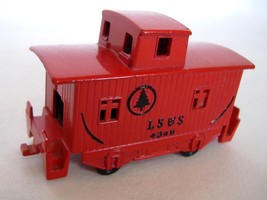 LS&amp;S Red Train 4348 Pencil Sharpener Diecast Metal Wheels Turn Desk Cute - $17.00