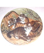 &quot;Gone Fishing Maine Coons&quot; Cat Tales Plate  Amy Brackenbury Plate# 2004 C - $956.46 MXN