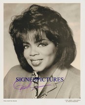 Oprah Winfrey Signed Autographed Rp Photo Queen Of Talk - £15.72 GBP