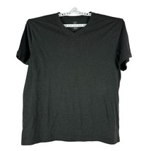 George Men&#39;s V-Neck Short Sleeved T-Shirt Size XL - $9.50