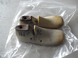 Vintage Vulcan Cobblers Shoe Mold 18X 8C LOOK - £27.25 GBP