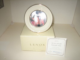 Lenox Ivory &amp; Gold Memorable Frame Avon Fine China &amp; 24 K Gold Nib - $19.00