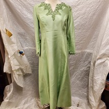 Women&#39;s Green Dress with Bead Accents - £12.45 GBP