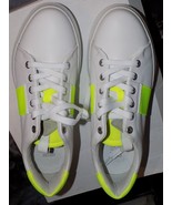 Bullboxer Rilee Neon Yellow Sneaker Size 10 Women&#39;s NEW - $111.07 CAD
