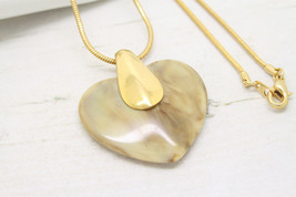 Beautiful Vintage Gold-tone Marbel Heart Pendant Necklace by Trifari Jew... - £53.14 GBP