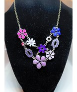 EUC NECKLACE PURPLE FLOWERS Sparkly Faceted Stones Silver Tone - £11.31 GBP