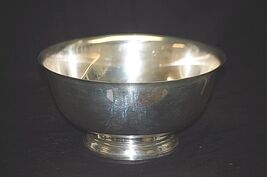 Silver Plate Serving Bowl Wm Rogers Paul Revere Reproduction Silverplate a - $29.69