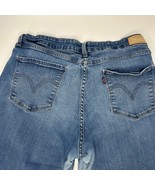 Levi Strauss &amp; Co Womens Capri Pants Denim Sz 14 32x17 Levi&#39;s - $22.99 CAD