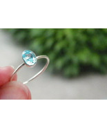 Small Blue Topaz Ring Size 7 or O, 925 Silver - €12,93 EUR