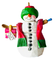 Hallmark Keepsake 2001 Mom Christmas Holiday Ornament - $8.79