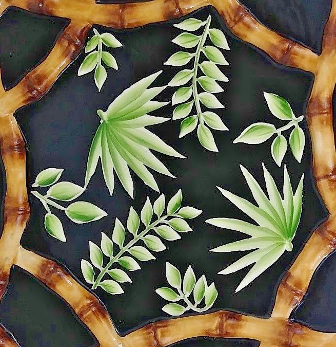 Bamboo Raised Palm Leaves Motif Decor Plate W/3D 10 1/4&quot; - £9.09 GBP