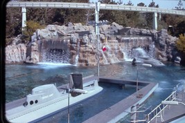 Vtg 1964 Amateur Shot Disneyland 35MM Slide Submarine Voyage Vacation - $9.99