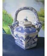 ANTIQUE CHINESE BLUE TEAPOT CERAMIC HANDLE 6 &quot; TALL - €55,72 EUR
