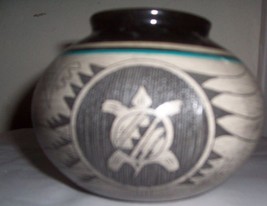Signed Blackhorse Mitchell Navajo Vase Pottery - £166.98 GBP