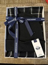 Dockers Hat &amp; Scarf Set Mens Winter Beanie Black Warm Cozy Fall Season NEW - $24.63