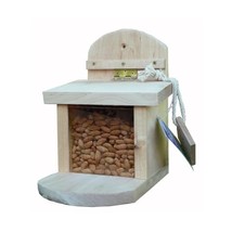 Wildlife World Squirrel Feeder  - £43.29 GBP