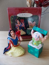 1997 Disney Hallmark Snow White Set of 2 Anniversary Ornaments  - £19.61 GBP