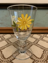 Vintage Yellow Floral Design Pedestal Fluted Glass - £5.58 GBP