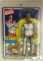 SIGNED George Perez Teen Titan Mego Action Figure VaultCollectibles EX A... - £46.60 GBP